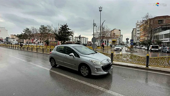 Elazığ'da sağanak yağış etkili oldu