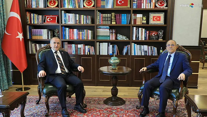 Bakan Yardımcısı Alpay ve Vali Hatipoğlu Temel Atma Töreni Öncesi Bir Araya Geldi!