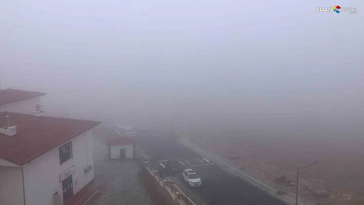 Elazığ'da Yoğun Sis Etkili Oldu: Görüş Mesafesi 5 Metreye Kadar Düştü