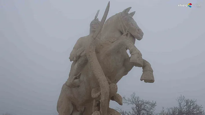 Yoğun Sis ve Soğuk Hava Elazığ'ı Esir Aldı!