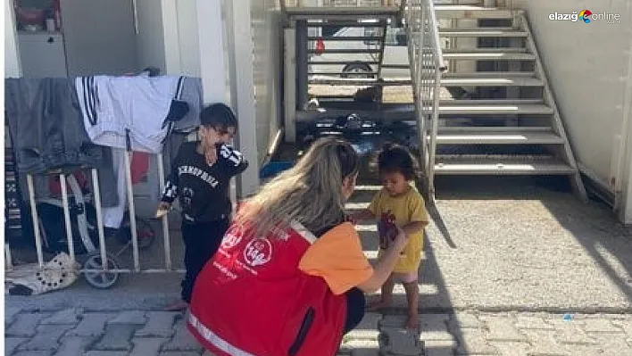 Elazığ'daki depremzedeler yalnız bırakılmıyor!