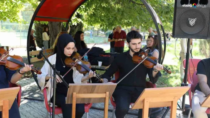 Fırat Üniversitesi tıp öğrencilerinden yeni eğitim yılına coşkulu başlangıç