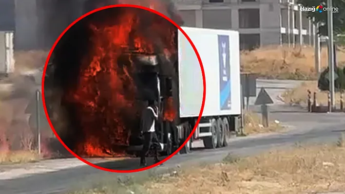 Elazığ'da Tır Yangını Kameralara Yansıdı: Tırın Kupası Alev Topuna Döndü!
