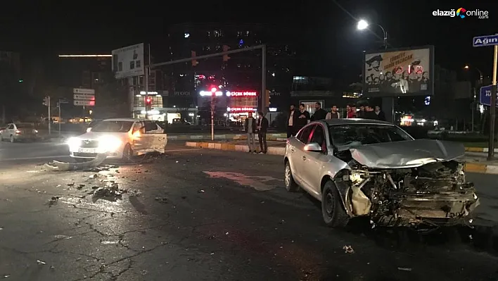 Elazığ'da trafik kazası: 2 yaralı