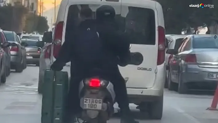 Elazığ'da Trafikte Tehlikeli Anlar: Motosikletle Valiz Taşıdılar, Kazaya Davetiye Çıkardılar!