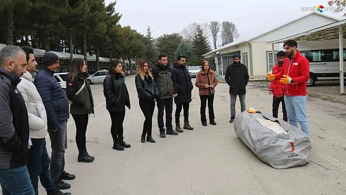 Elazığ'da Afetlere Hazırlık: Türk Kızılayı Uygulamalı Eğitimle Farkındalık Yaratıyor!