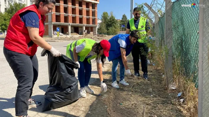 Elazığ gençliği çevre için harekete geçti: Dünya Temizlik Günü'nde örnek etkinlik!