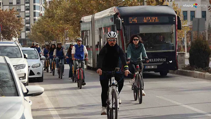 Elazığ'da 10 Kasım Atatürk'ü Anma Programı Bisiklet Etkinliğiyle Taçlandı!