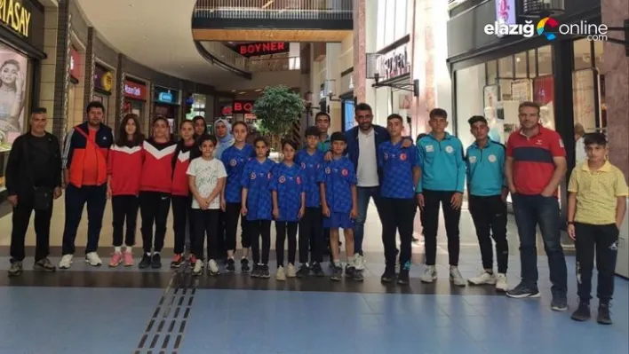 Elazığlı sporcular atletizmde madalyaları topladı