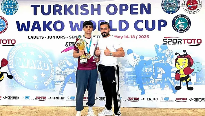 Elazığlı Kick Boksçular İtalya'da Türkiye'nin Gururu Olacak!