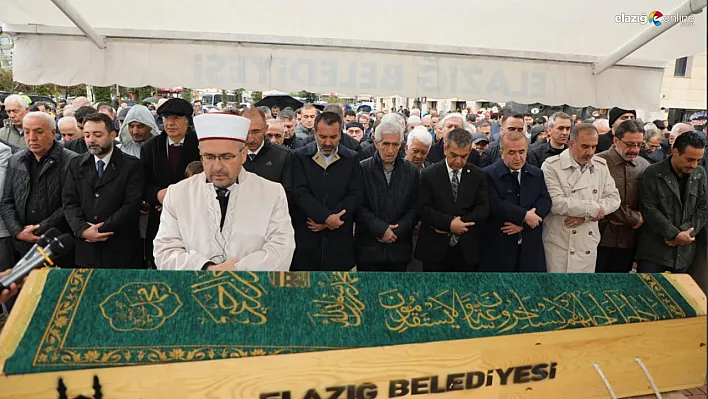 Fırat Üniversitesi'nin Efsane Hocası Şinasi Yalçın Dualarla Uğurlandı!
