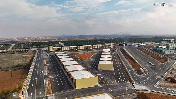 Gürkan, Yeni Buğday Pazarında incelemelerde bulundu