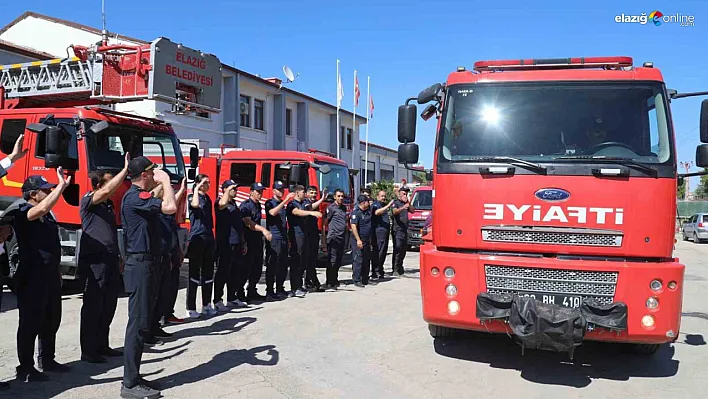 Elazığ'dan Hatay'a Kardeş Eli: Elazığ İtfaiyesi Yangına Müdahale için Yola Çıktı!