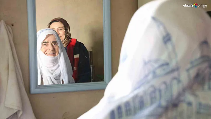 12 Yıl Sonra O Bahçeyi Görünce Ağladı: Elazığ'da Yürekleri Isıtan Ziyaret