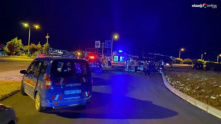 Elazığ'da iki otomobil kafa kafaya çarpıştı! 1'i bebek 5 yaralı