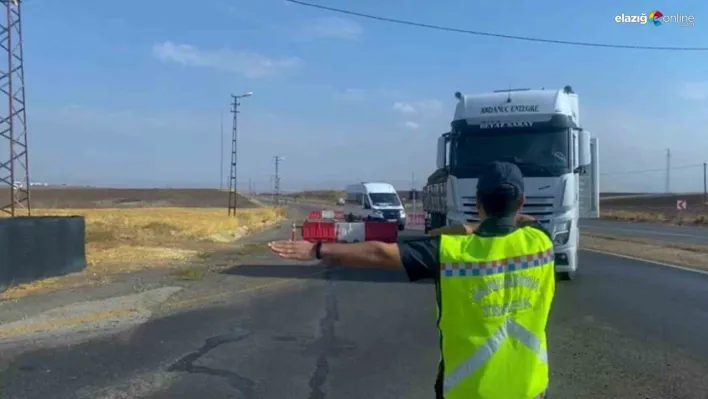 Jandarma trafik timlerinden 'arka koruma çerçeve' uyarısı