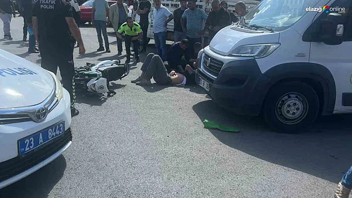 Karakoçan'da Kaza! Motosiklet Sürücüsü Hastaneye Kaldırıldı!