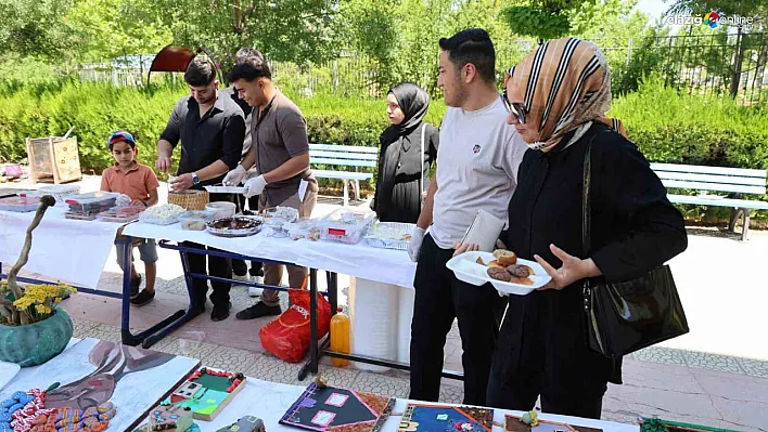 Elazığ'da Öğrencilerden Gönüllere Dokunan Sergi!