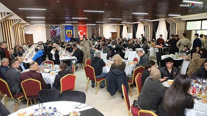 18 Mart Çanakkale Zaferi İftarı: Silvan'da Şehit Aileleriyle Bir Araya Gelindi