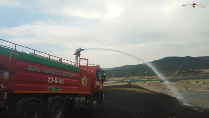 Kırsal alanda çıkan yangınlar ormana sıçramadan söndürüldü