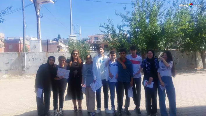 Kocaköy'de öğrencilerin karne heyecanı