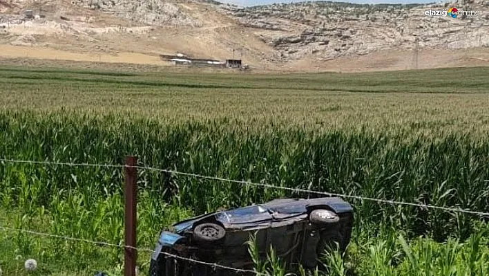 Kontrolden çıkan otomobil yol kenarına savruldu: 6 yaralı