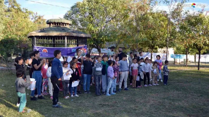 Lice'de çocuklar için müzik ve resim atölyesi etkinliği