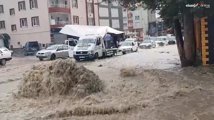 Malatya'da cadde ve sokaklar göle döndü