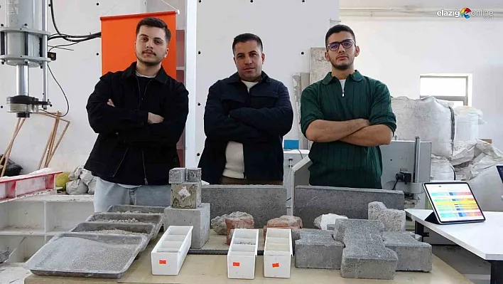 Malatya'da deprem enkazı beton yola dönüştü