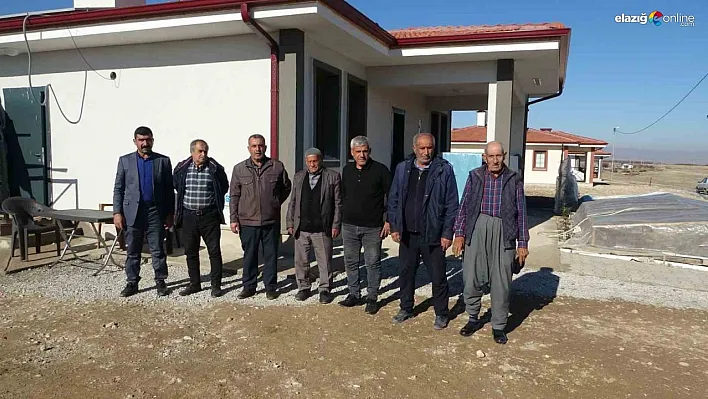 Malatya'da evlerine kavuşan depremzede vatandaşlar: 'Villa gibi evimiz oldu'