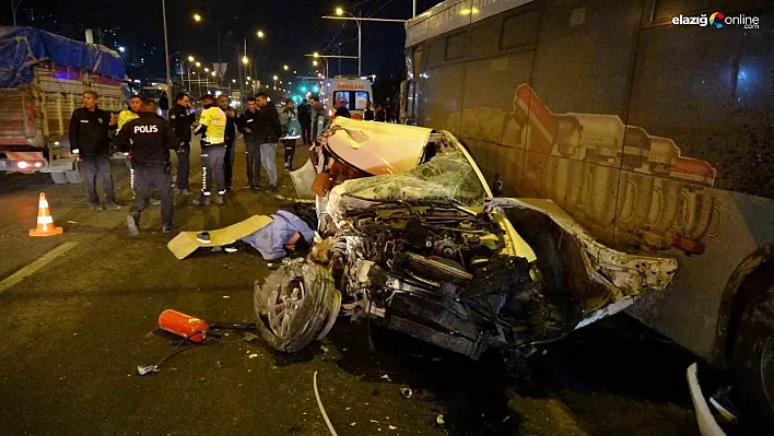 Malatya'da feci kaza: 2 ölü, 3 yaralı