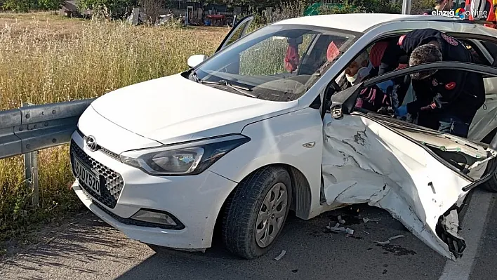 Malatya'da ışık ihlali nedeniyle meydana gelen kazada 3 kişi yaralandı