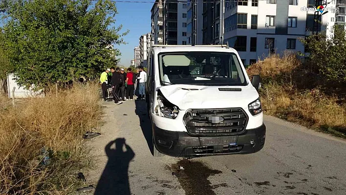 Malatya'da kamyonet ile elektrikli bisiklet çarpıştı: 2 yaralı
