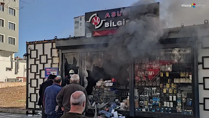 Malatya'da konteyner iş yerinde çıkan yangın büyümeden söndürüldü