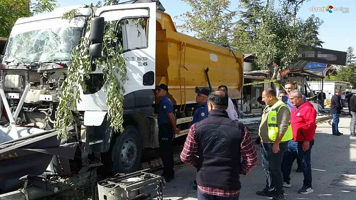 Malatya'da Hafriyat Kamyonu Dehşeti: 4 İş Yeri Kullanılamaz Hale Geldi