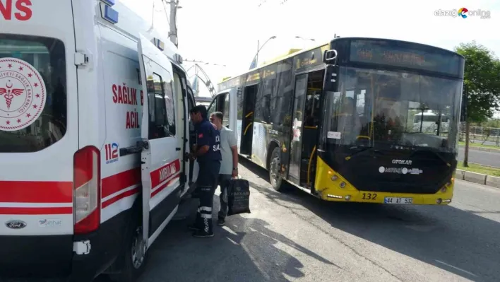 Malatya'da otobüs ile hafif ticari araç çarpıştı: 2 yaralı