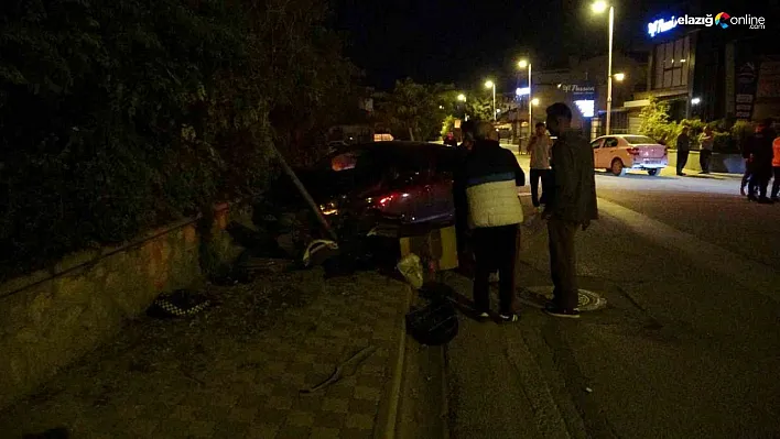 Malatya'da otomobil ile motosiklet çarpıştı: 2 yaralı