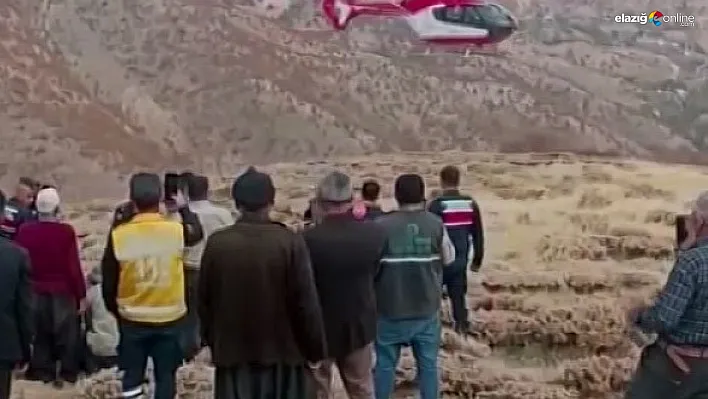 Malatya'da uçuruma yuvarlanan şahsın helikopterle sevk anları kamerada