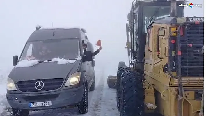 Malatya'da yağış sonrası mahsur kalan 4 turist kurtarıldı