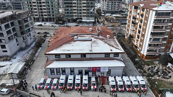 Malatya'ya gönderilen yeni ambulanslara göreve başladı