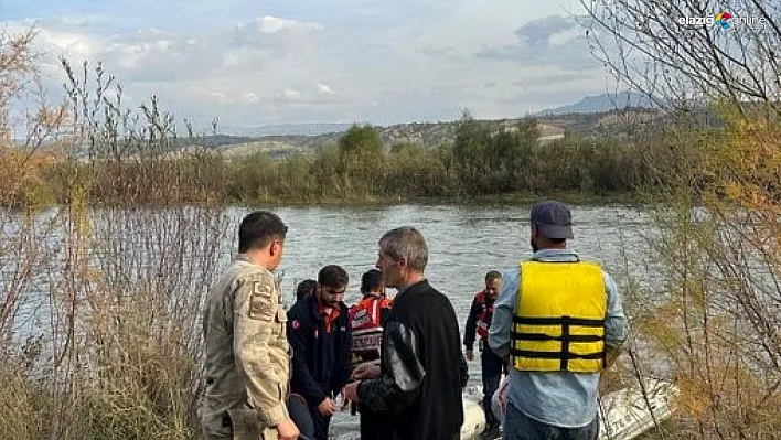 Murat Nehri'nde mahsur kalan vatandaşlar kurtarıldı