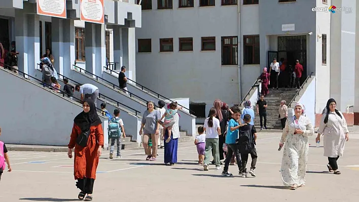 Okulun ağır hasarlı olduğu ortaya çıktı, eğitimin başlamasına 2 gün kala öğrenciler başka okula nakledildi
