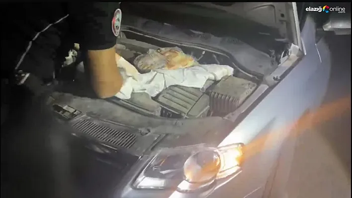Diyarbakır'da Durdurulan Otomobilin Kaputundan Kalaşnikof Çıktı!