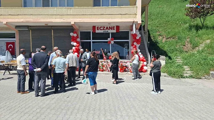 Pülümür'de 18 yıl aradan sonra eczane açıldı