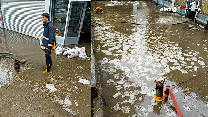 Sağanak yağış sonrası kentteki bazı iş yerlerini su bastı