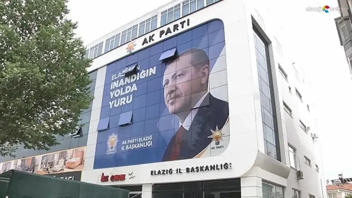 Sahipsiz Başkanlar istifa ediyor, destekli olanlar kalıyor! Elazığ AK Parti'de ilginç değişim!