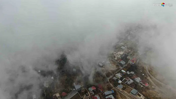 Elazığ Harput Mahallesi Yoğun Sisle Görsel Şölene Dönüştü!