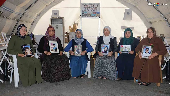Teslim olan çocuklar evlat nöbetindeki ailelere umut oluyor