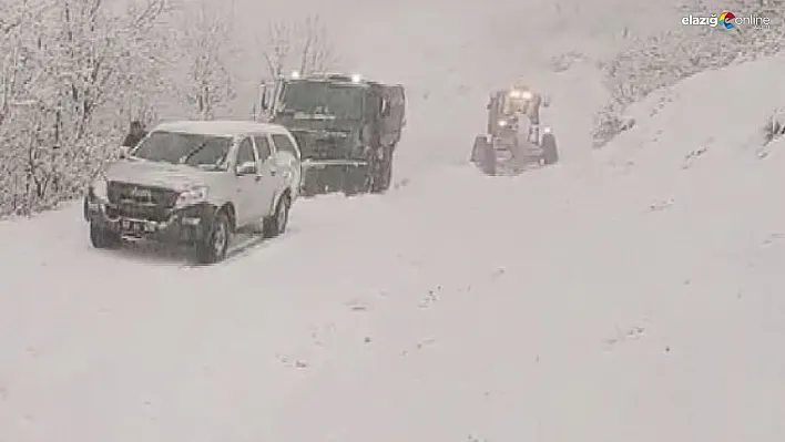 Tunceli'de kar yağışı nedeniyle mahsur kalan vatandaşlar kurtarıldı