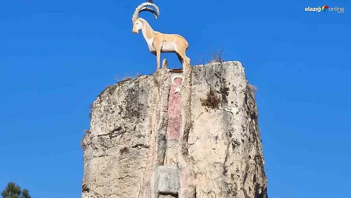 Tunceli'deki devasa kaya gizemini koruyor